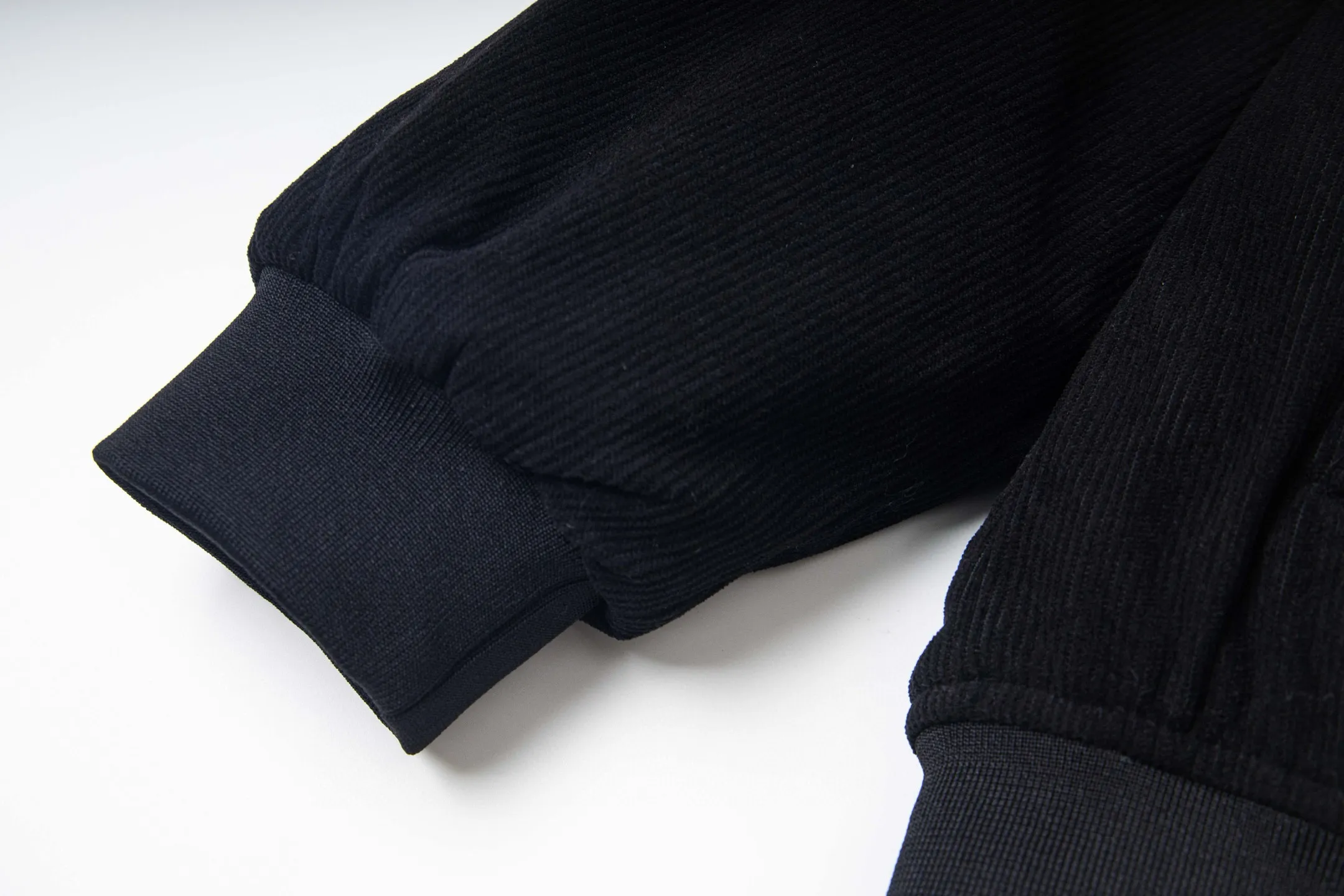 Actual shot of black details # P330